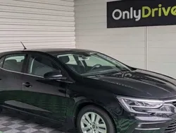 Utilisé 2020 Renault Mégane IV Bose Edition Berline | 14 980 € (Prix juste)