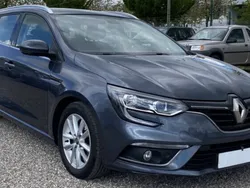 Utilisé 2017 Renault Mégane IV LIMITED Berline | 7 500 € (Prix juste)