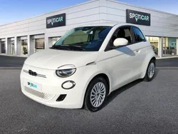 Blanc Utilisé 2023 Fiat 500e Action Citadine | 15 990 € (Prix juste)
