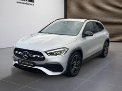 Gris Utilisé 2020 Mercedes GLA200 SUV | 34 690 € (Prix juste)