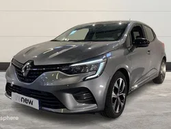 Gris Utilisé 2023 Renault Clio V Evolution Berline | 14 999 € (Prix juste)