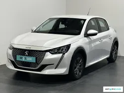 Blanc Utilisé 2020 Peugeot e-208 Allure Citadine | 12 690 € (Bon prix)