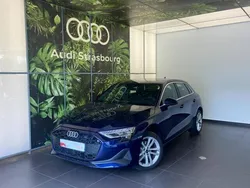 Bleu navarre métallisé Utilisé 2025 Audi A3 Business | 33 990 € (Prix assez cher)
