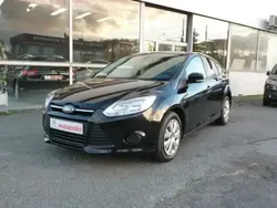 Noir Utilisé 2014 Ford Focus Trend Berline | 13 490 € (Prix assez cher)