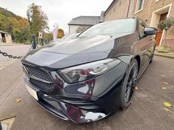 Noir Utilisé 2023 Mercedes A200 AMG line Citadine | 31 990 € (Prix assez cher)