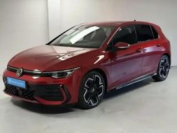 Rouge roi métallisée Utilisé 2025 VW Golf VIII R-line Edition Berline | 33 500 €