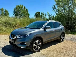 Gris Utilisé 2018 Nissan Qashqai N-Connecta SUV | 16 290 € (Prix juste)