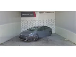 Utilisé 2023 Toyota Prius Design Citadine | 32 700 € (Prix juste)