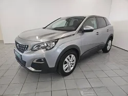 Gris Utilisé 2020 Peugeot 3008 Business-Line SUV | 14 790 € (Prix juste)