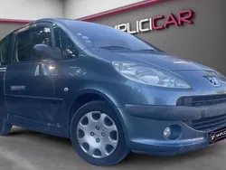 Utilisé 2006 Peugeot 1007 Citadine | 3 990 € (Prix assez cher)
