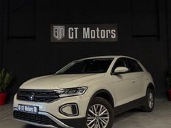 Utilisé 2024 VW T-Roc Life SUV | 24 900 € (Prix juste)