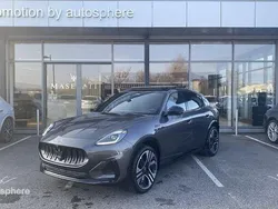 Gris Nouvelle 2025 Maserati Grecale Folgore SUV | 122 186 €
