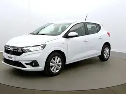 Blanc Utilisé 2024 Dacia Sandero Expression Citadine | 14 190 € (Bon prix)