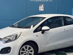 Utilisé 2014 Kia Rio Active Citadine | 7 990 € (Bon prix)