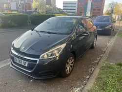 Utilisé 2017 Peugeot 208 Active Citadine | 5 500 € (Super prix)