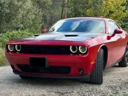 Rouge Utilisé 2015 Dodge Challenger Coupé | 43 990 €