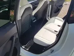 Blanc Utilisé 2024 Tesla Model Y SUV | 39 000 € (Prix juste)