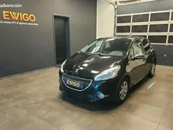 Noir Utilisé 2014 Peugeot 208 Active Citadine | 4 990 € (Bon prix)