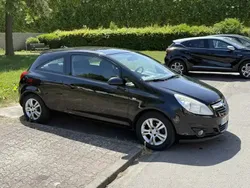 Utilisé 2009 Opel Corsa Cosmo Berline | 3 000 € (Bon prix)