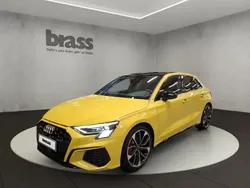 Jaune Utilisé 2024 Audi S3 Sport Berline | 49 100 € (Prix juste)