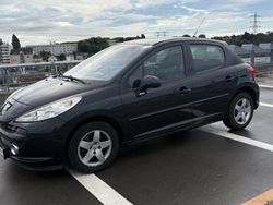 Utilisé 2008 Peugeot 207 Premium Citadine | 4 990 € (Prix assez cher)