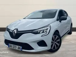 Blanc Utilisé 2023 Renault Clio V Evolution Berline | 17 799 € (Prix juste)