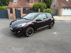 Mauve Utilisé 2014 Citroën DS3 Berline | 6 299 € (Prix juste)