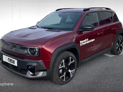 Rouge Nouvelle 2025 Renault 4 E-Tech Techno SUV | 33 715 € (Prix juste)