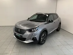 Gris Utilisé 2022 Peugeot e-2008 GT SUV | 19 990 € (Super prix)