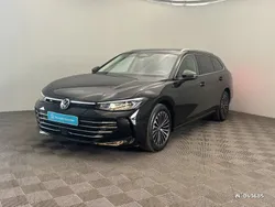 Noir Utilisé 2024 VW Passat Elegance Break | 43 990 €