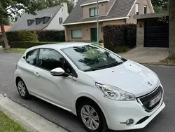 Utilisé 2013 Peugeot 208 Active Citadine | 3 700 € (Prix juste)
