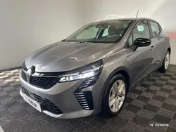 Gris Utilisé 2024 Renault Clio V Evolution Citadine | 16 990 € (Prix juste)