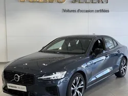 Utilisé 2021 Volvo S60 R-Design Berline | 35 990 € (Prix juste)