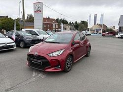 Utilisé 2020 Toyota Yaris Hybrid Design Berline | 17 990 € (Prix juste)