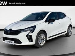 Blanc Utilisé 2024 Renault Clio V Evolution Citadine | 17 499 € (Prix assez cher)