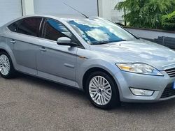 Gris Utilisé 2009 Ford Mondeo Ghia Berline | 4 900 €