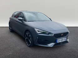 Magnetic tech matte gray Utilisé 2024 Cupra Leon Berline | 36 790 €