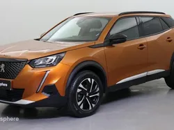 Orange Utilisé 2022 Peugeot 2008 Allure SUV | 18 490 € (Prix juste)