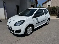 Blanc Utilisé 2010 Renault Twingo Expression Citadine | 4 200 € (Prix juste)
