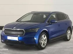 Bleu Nouvelle 2024 Skoda Enyaq iV SUV | 45 999 € (Prix juste)