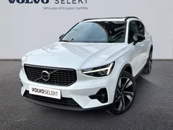 Blanc Nouvelle 2025 Volvo XC40 SUV | 45 135 €