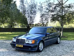 Bleu Utilisé 1993 Mercedes E500 Berline | 67 500 €