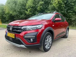 Rouge Utilisé 2022 Dacia Sandero Expression Citadine | 13 990 € (Bon prix)
