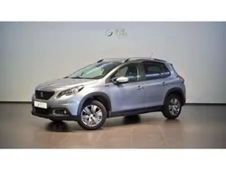 Gris Utilisé 2019 Peugeot 2008 Signature Sky SUV | 10 490 € (Prix juste)