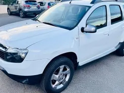 Blanc Utilisé 2013 Dacia Duster Lauréate SUV | 4 490 €