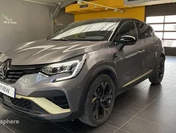 Gris cassiopee toit noir Utilisé 2023 Renault Captur Engineered SUV | 24 499 € (Prix juste)