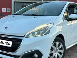 Blanc Utilisé 2016 Peugeot 208 Active Citadine | 6 500 € (Prix juste)