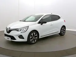 Blanc Utilisé 2023 Renault Clio V Evolution Citadine | 13 490 € (Bon prix)