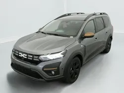 Gris Nouvelle 2025 Dacia Jogger Extreme Break | 22 470 € (Prix juste)