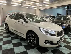Blanc Utilisé 2016 Citroën DS4 Sport Chic Citadine | 9 990 €